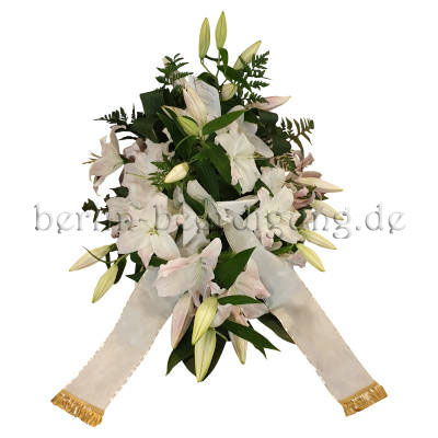 Trauergesteck aus weißen Lilien mit weißem Schleifenband