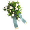 Gesteck aus Blumen zur Bestattung in Grün Weiß mit Schleifenband